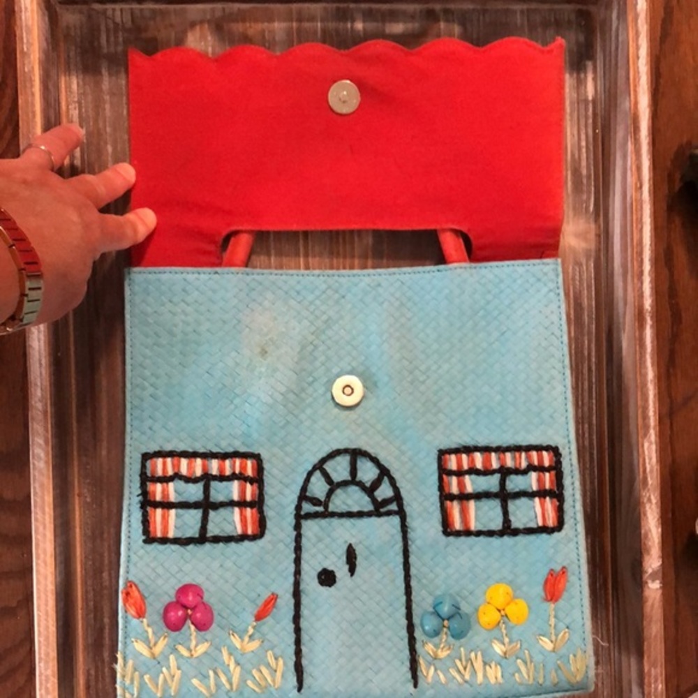 Lulu Guinness
"House" Purse Turquoise and Red Straw Satchel
10"L x 3"W x 10"H - Picture 13 of 15